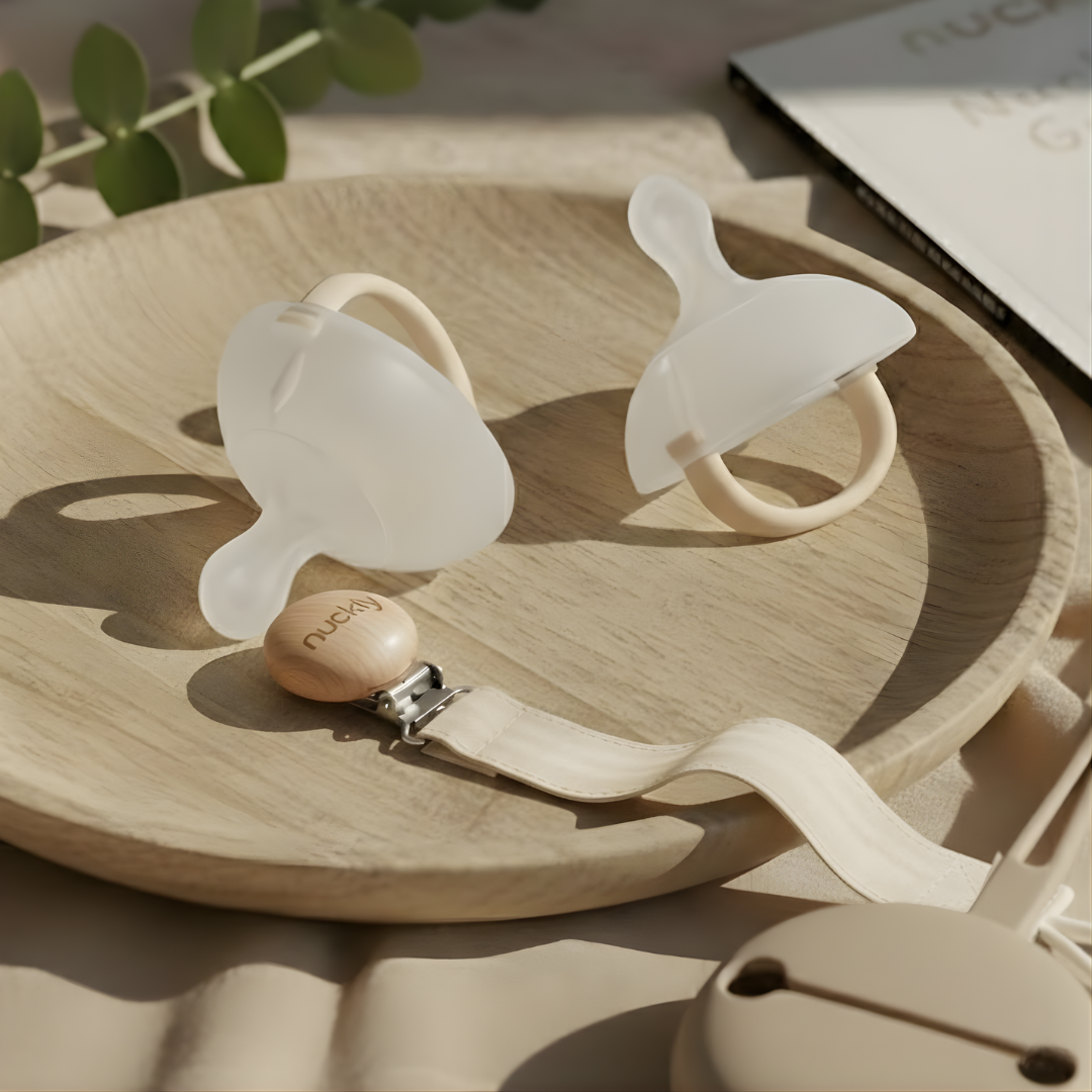 Nuckly Premium Box / 4x Nuckly NatureSense + gids + Nuckly koffer &amp; Nuckly ketting